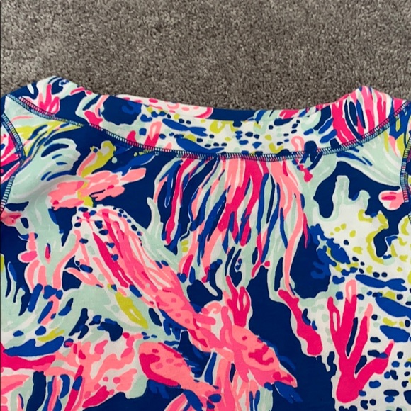 Lilly Pulitzer long sleeve top - Picture 6 of 7